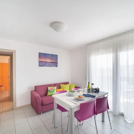 Residenza Monica Apartment Lignano Sabbiadoro Exterior photo