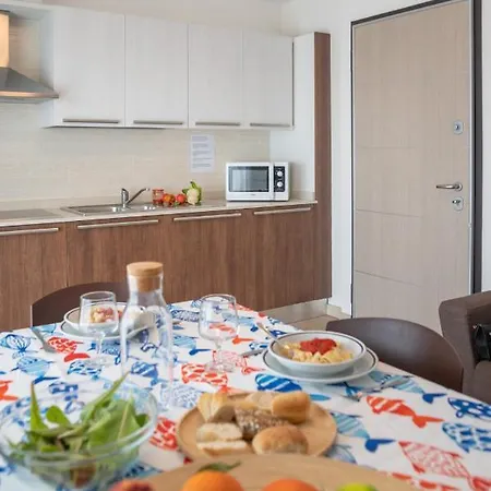 Residenza Monica Apartment Lignano Sabbiadoro Exterior photo