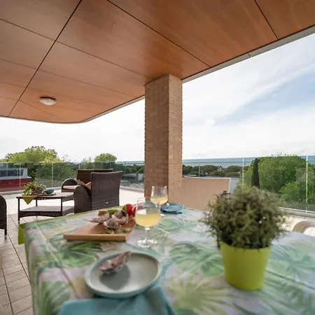 Residenza Monica Apartment Lignano Sabbiadoro Exterior photo